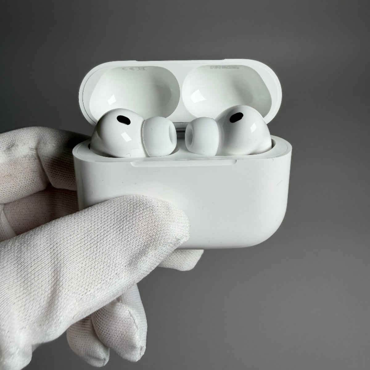 AirPods Pro 3 — продуктова снимка